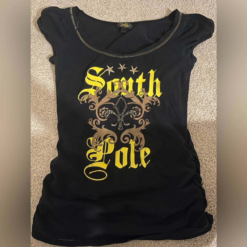 Super sick SouthPole shirt with ruched sides